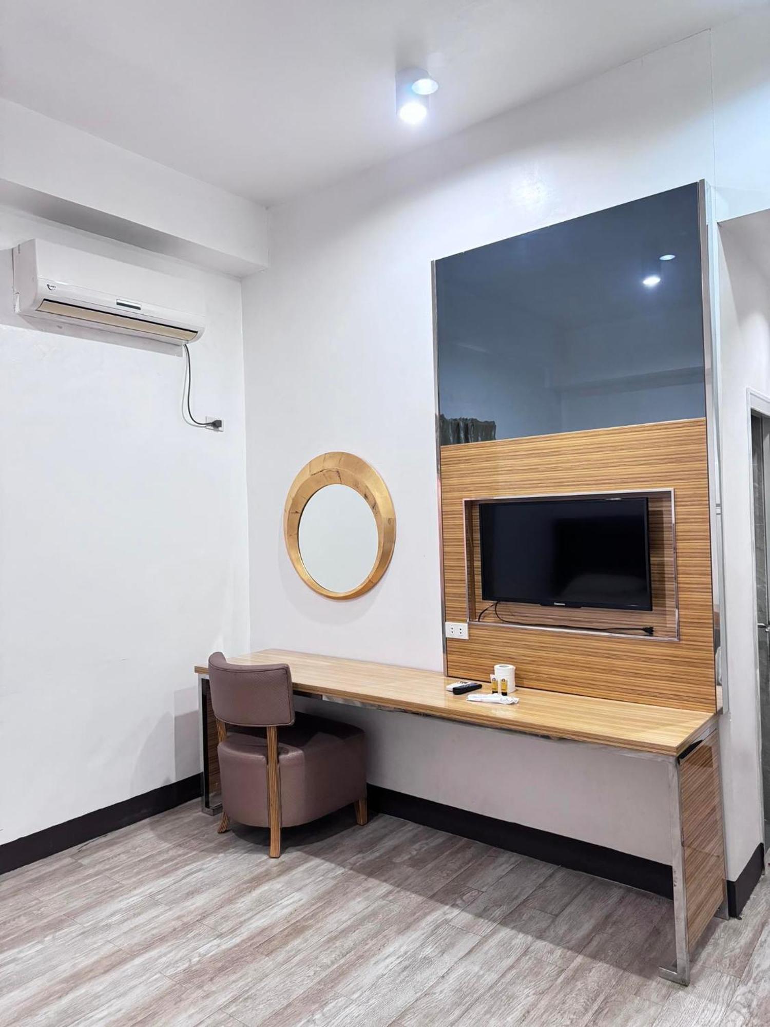 Jeamco Royal Hotel-Palawan Puerto Princesa Εξωτερικό φωτογραφία